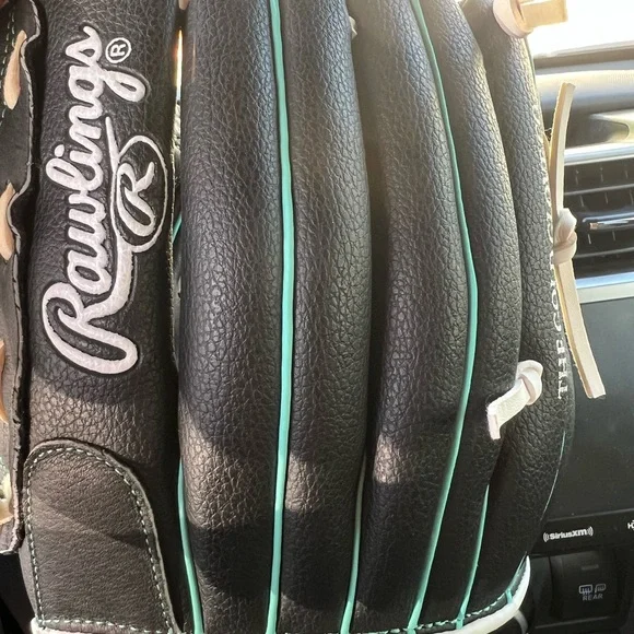NWOT Rawlings left handed fast pitch softball glove - Picture 3 of 14